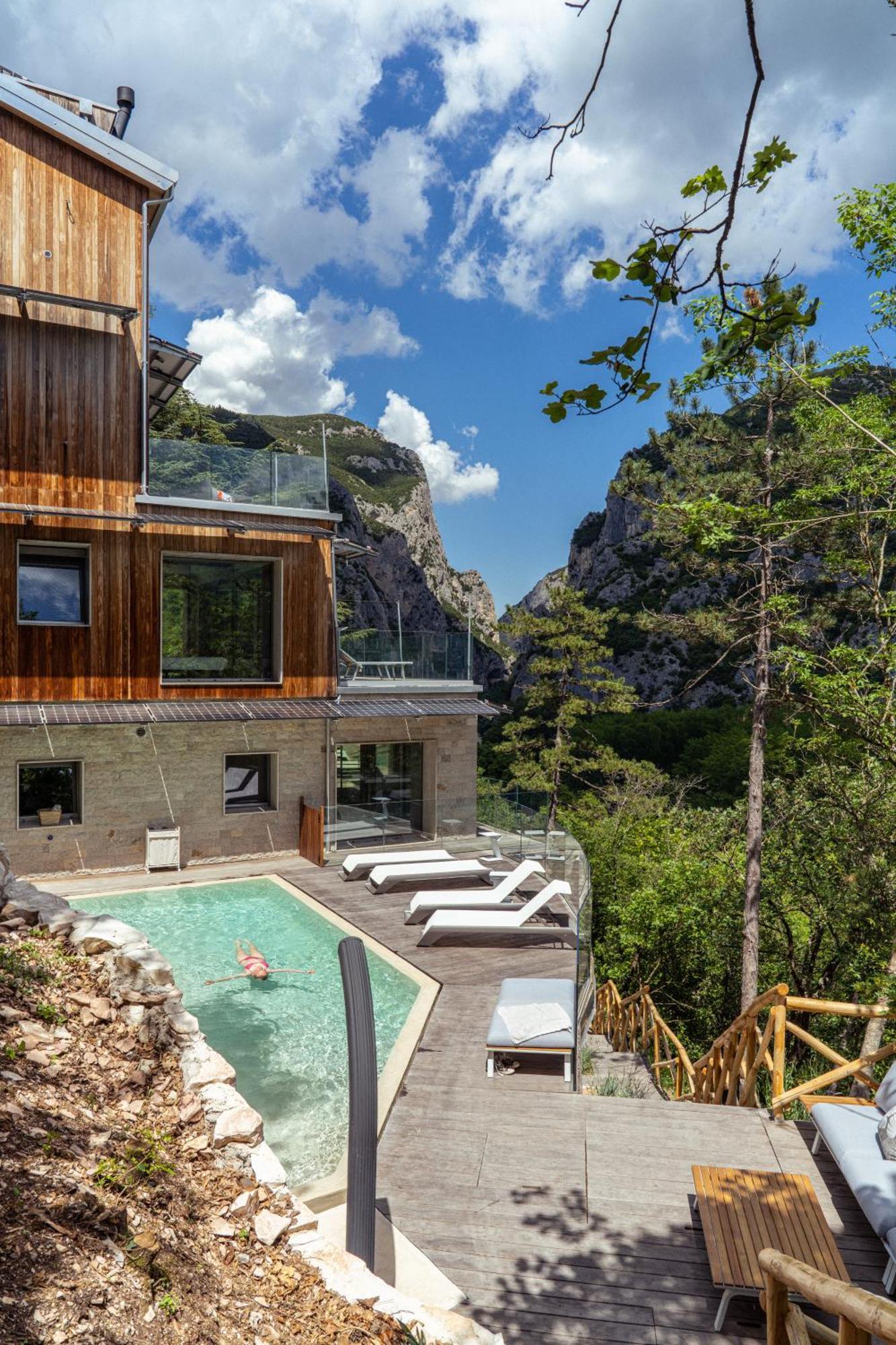 La Forestale Luxury Ecolodge Piano Terra- Appt Acqualagna Eksteriør billede