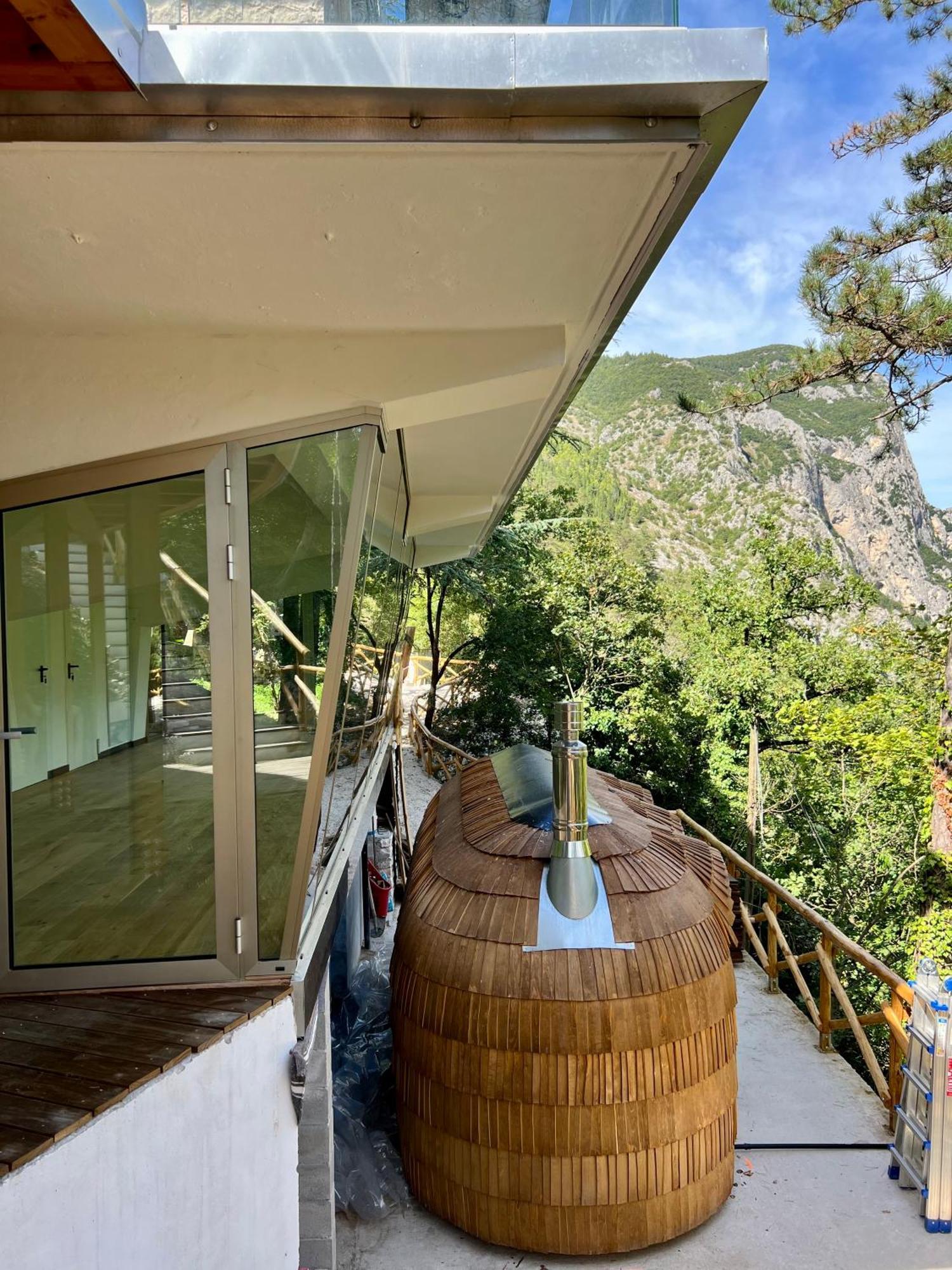 La Forestale Luxury Ecolodge Piano Terra- Appt Acqualagna Eksteriør billede